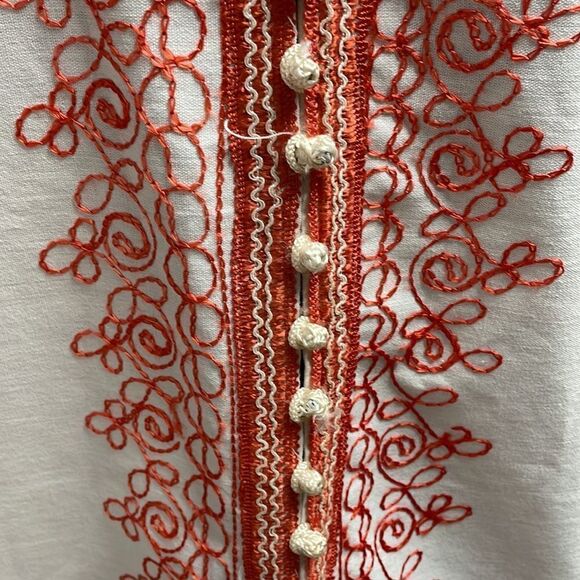 Caftan Kaftan Off White Button Up with Embroidery Detail, See Description Info - Picture 4 of 9